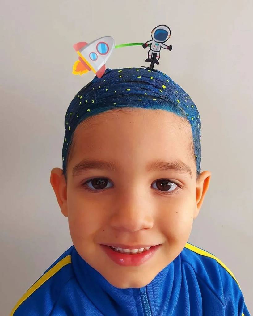 dia do cabelo maluco menino