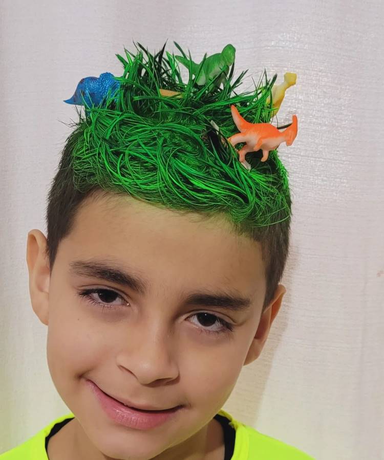 cabelo maluco com acessórios menino