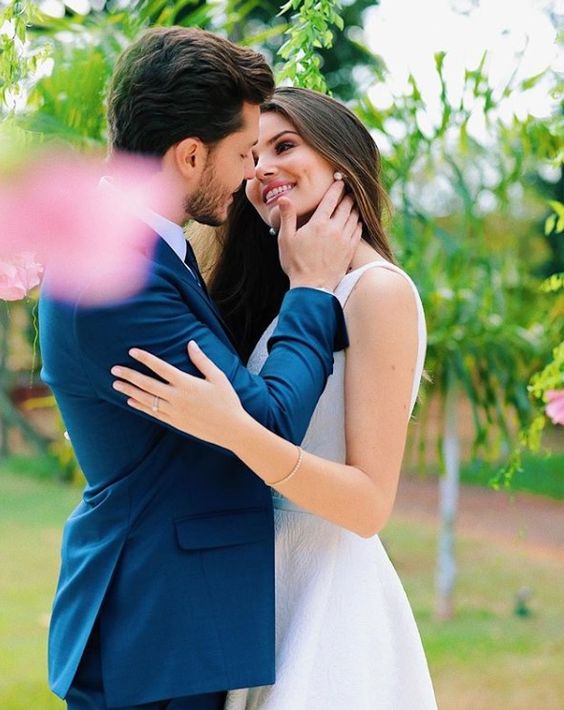 As melhores legendas para suas fotos de casal Tumblr