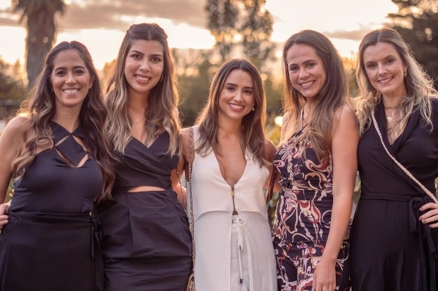 vestido midi ou macacão casamento dia