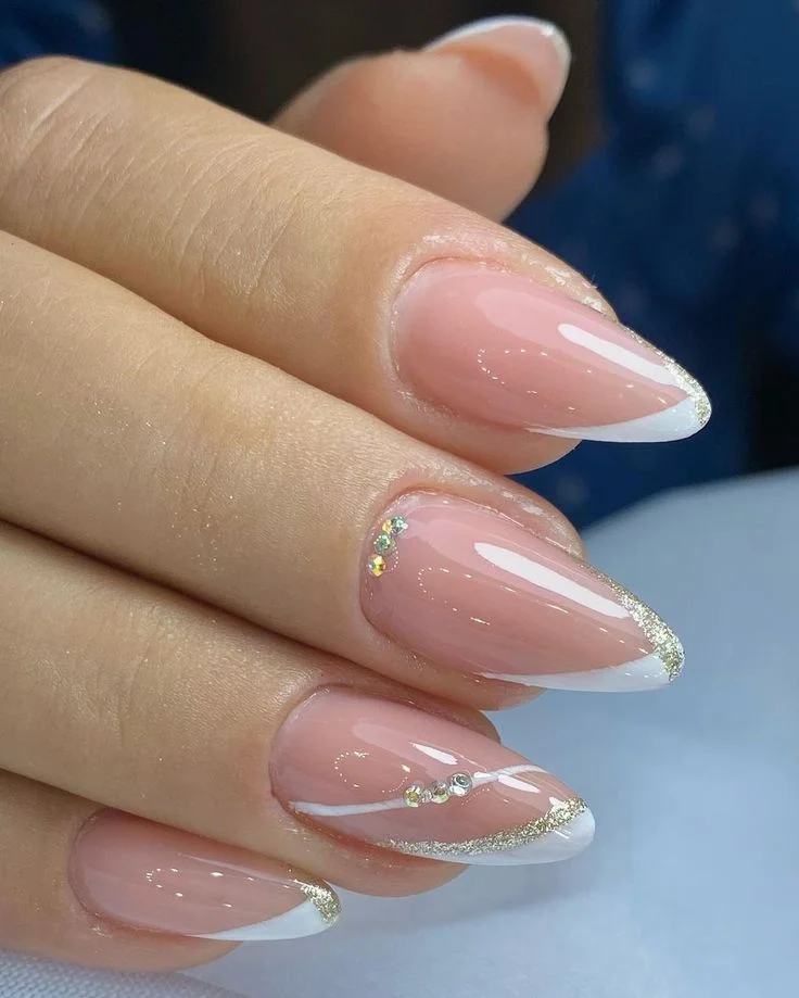 como manter unhas amendoadas perfeitas por mais tempo