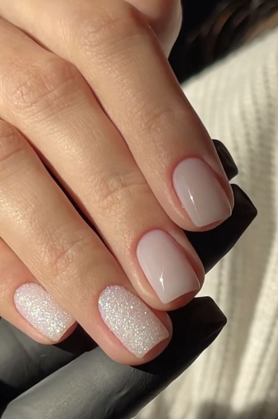 unhas curtas formato quadrado