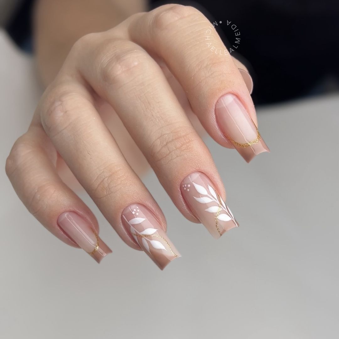 Unhas em gel para luxo silencioso