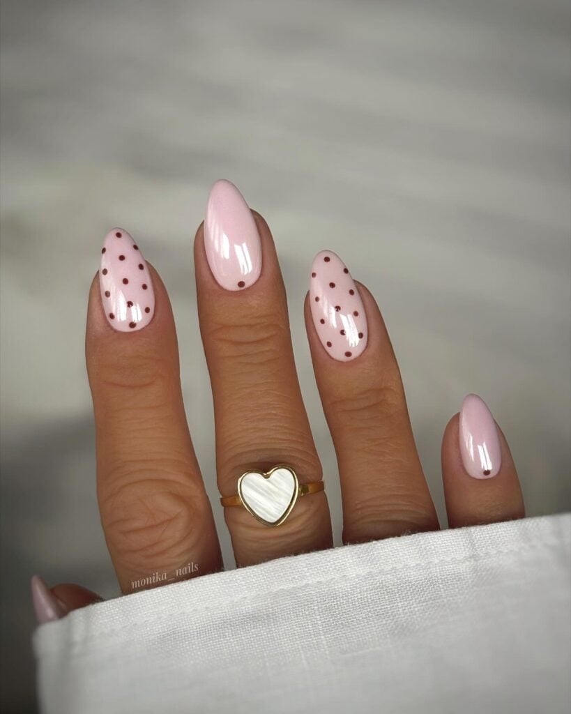 quanto custa fazer unhas pink decoradas salão
