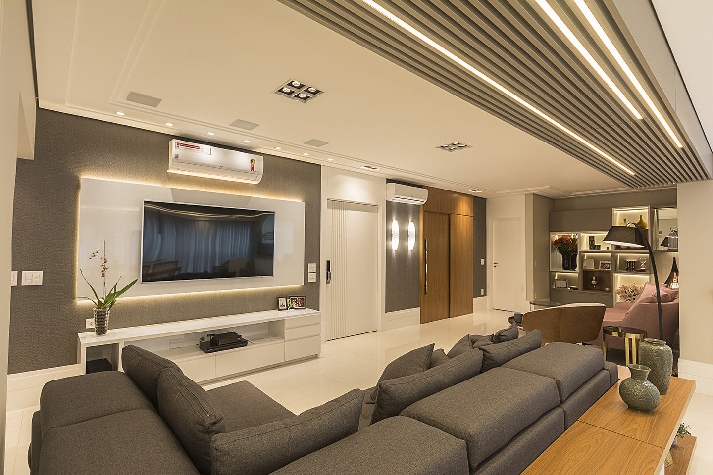 Luminárias Inteligentes: Automatize a Iluminação da Sua Casa com Tecnologia