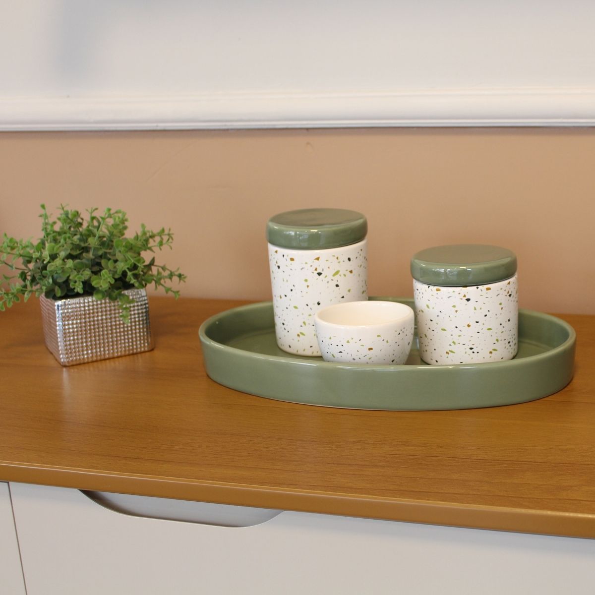 Kit higiene bebê porcelana temático (safari, floral)