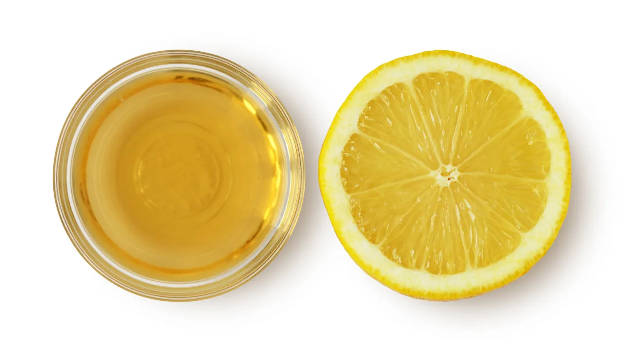 limpar microondas com limao ou vinagre qual o melhor