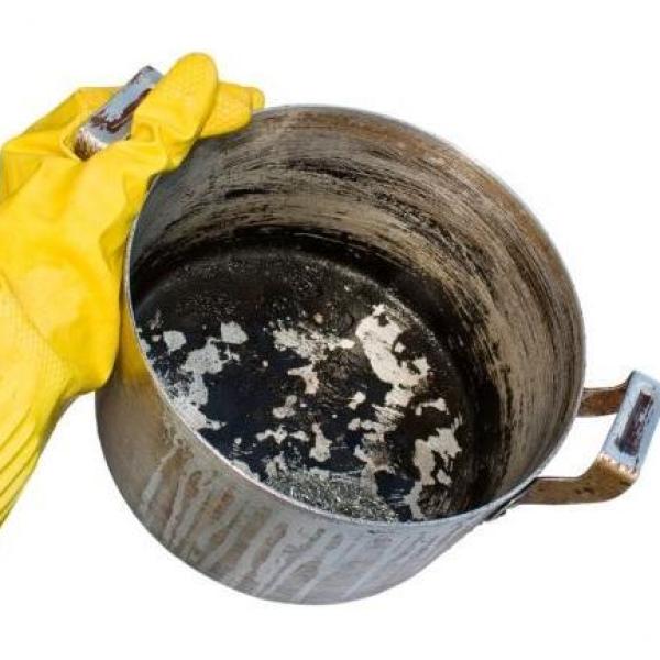 Mitos e Verdades sobre a Limpeza de Panelas Antiaderentes