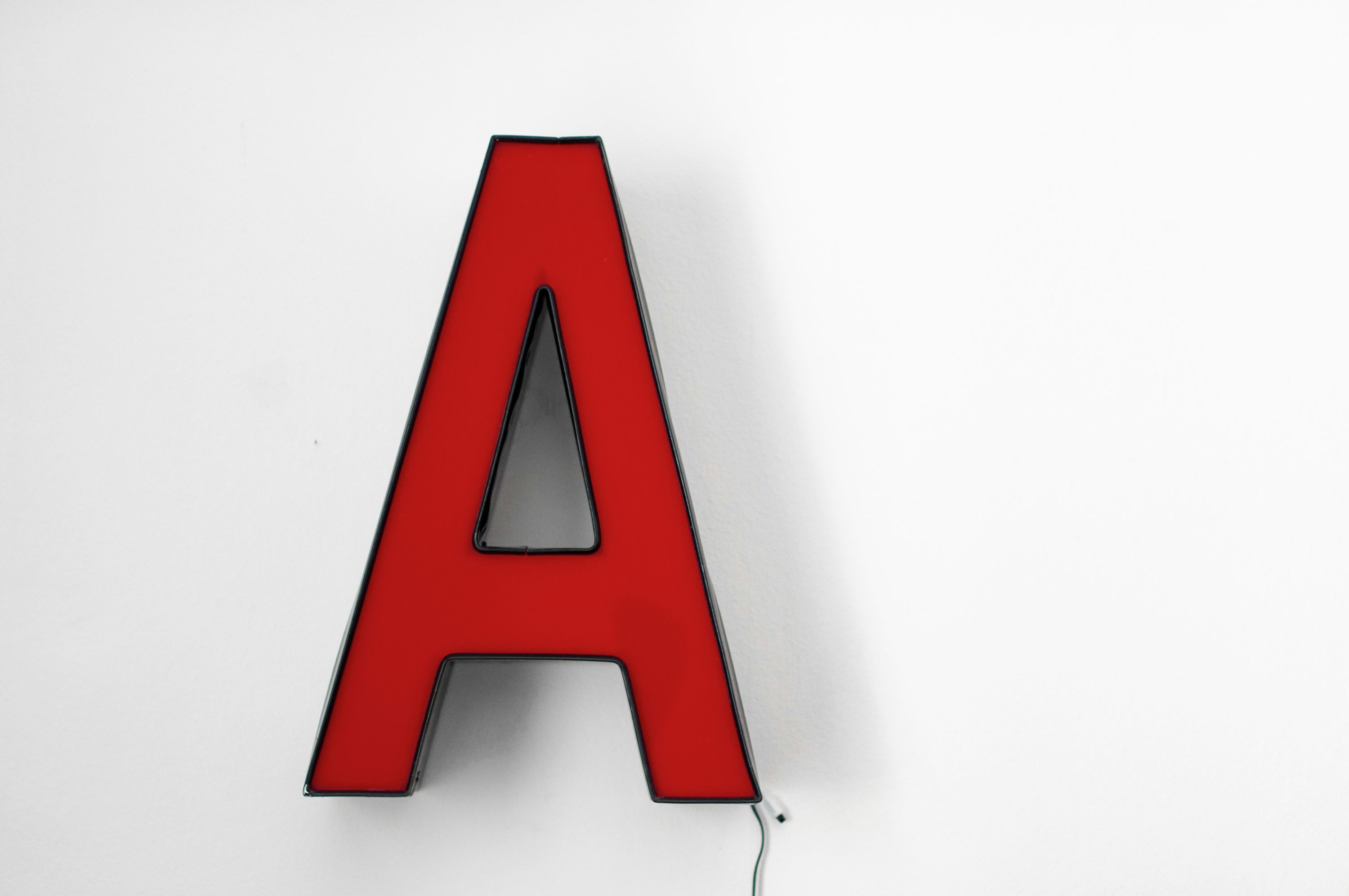 logotipo fluído A