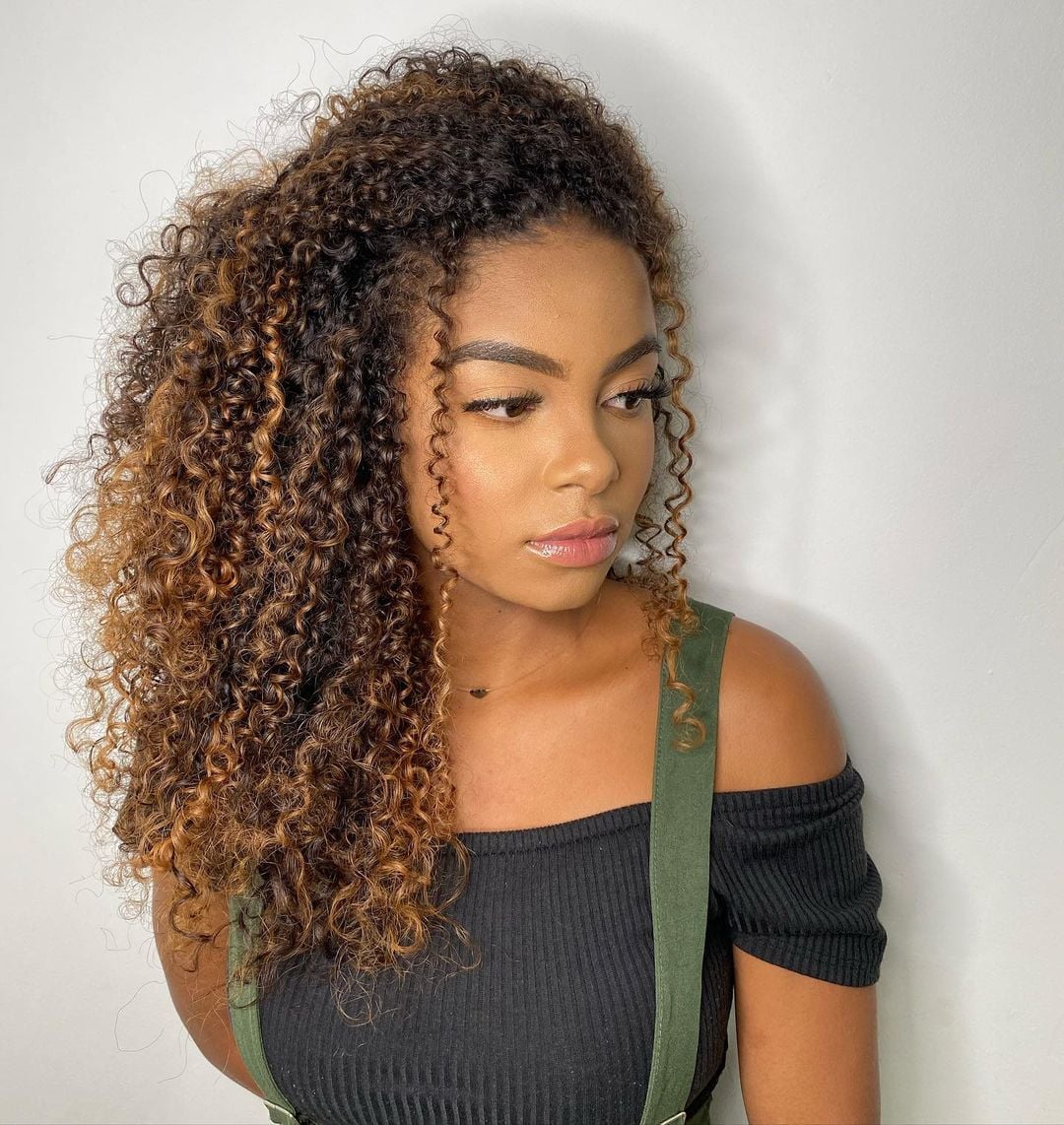 honey blonde curls