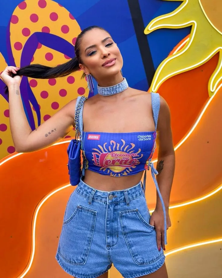 roupa carnaval brilho