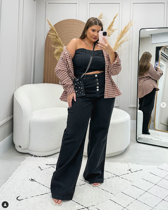 Cores e estampas: desvendando mitos na moda plus size