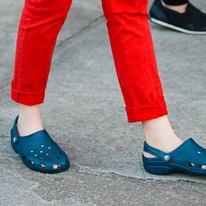 Looks Com Crocs Para Usar O Sapato Polêmico Com Estilo
