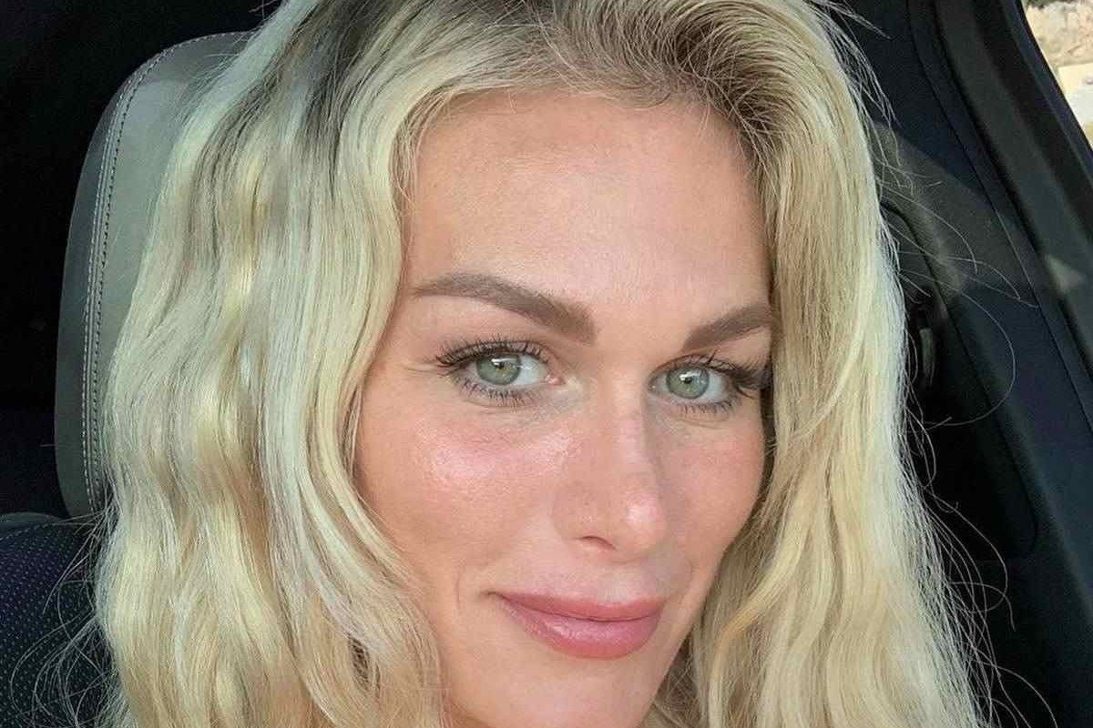 Ludmila Dayer Paparazzo