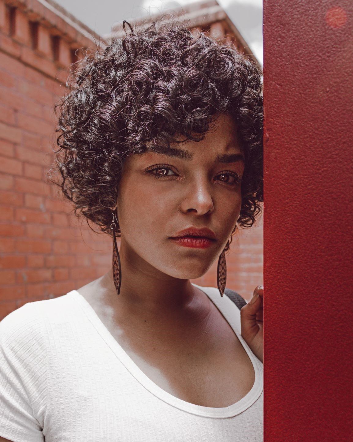 manutenção da cor luzes mel cabelo cacheado curto long bob