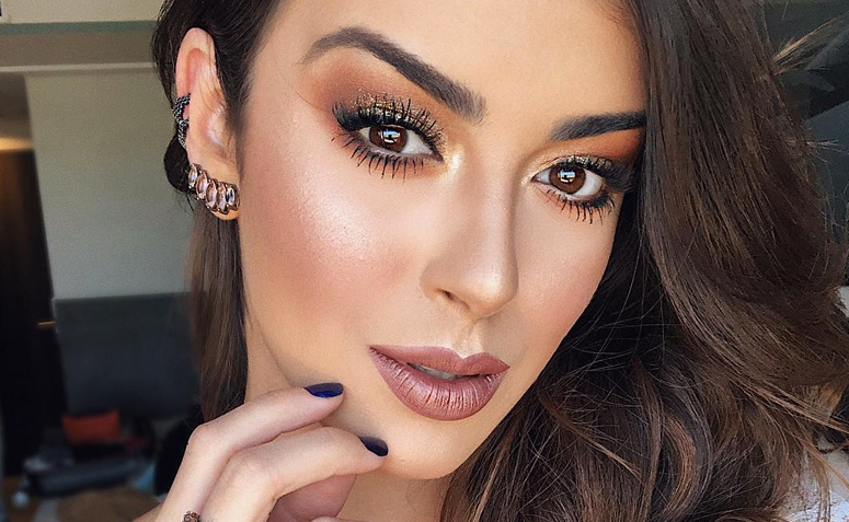 O Segredo da Pele Iluminada para Complementar sua Make Marrom e Dourada