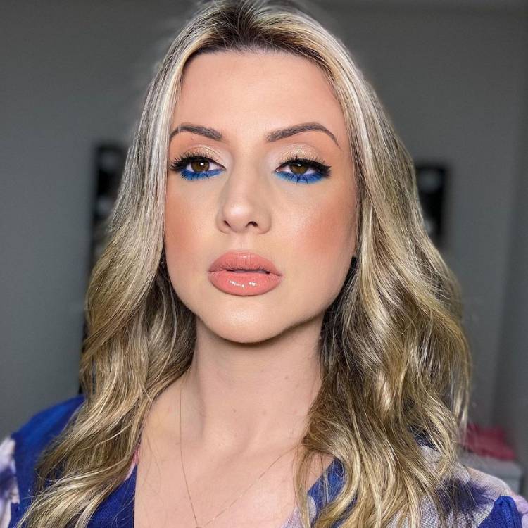 inspiração maquiagem azul para festas noturnas