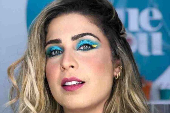 como fazer delineado gatinho azul perfeito