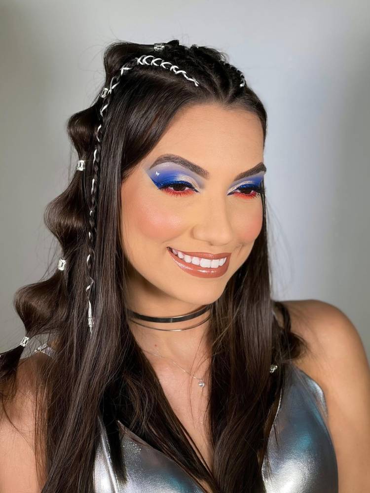 Guia Completo: Como Fazer Sua Maquiagem de Carnaval Durar a Folia Toda