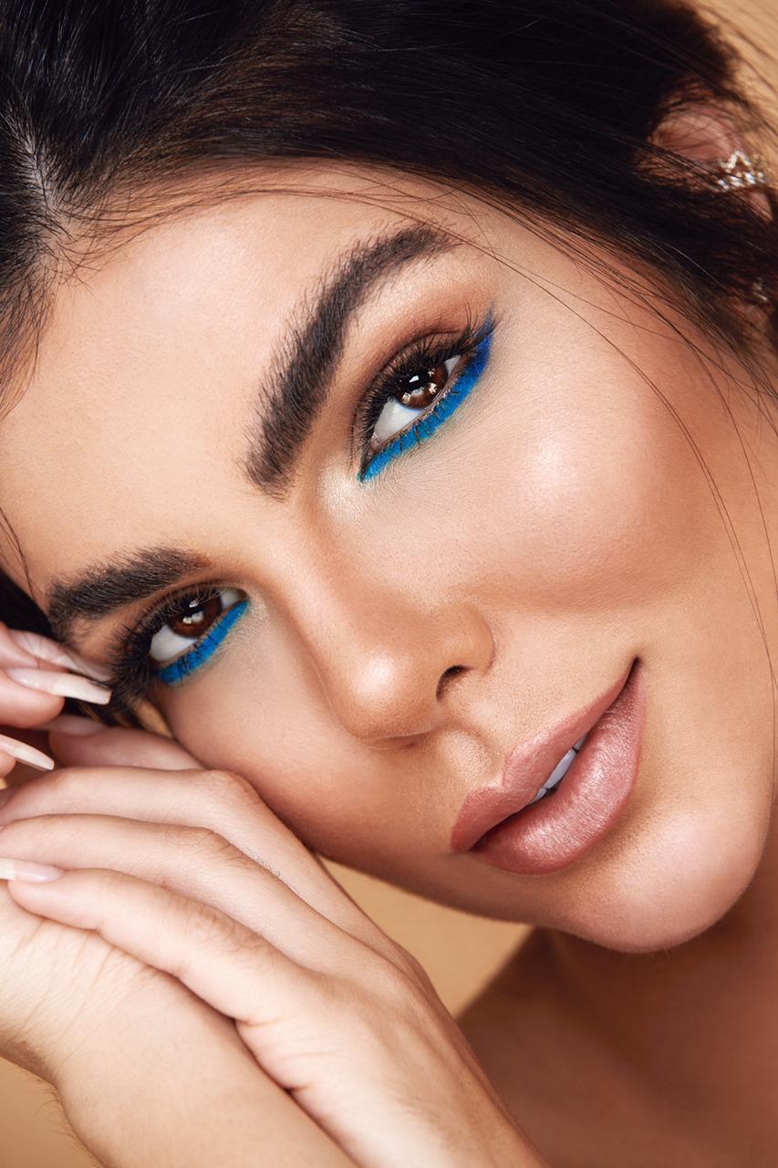 maquiagem azul para verão