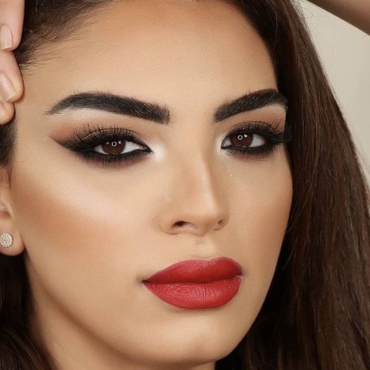 Como escolher a base ideal para maquiagem de casamento