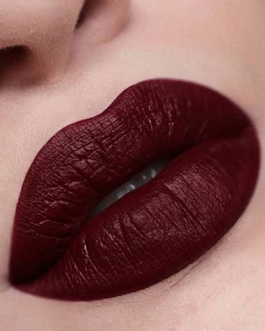 Maquiagem Boca Vinho