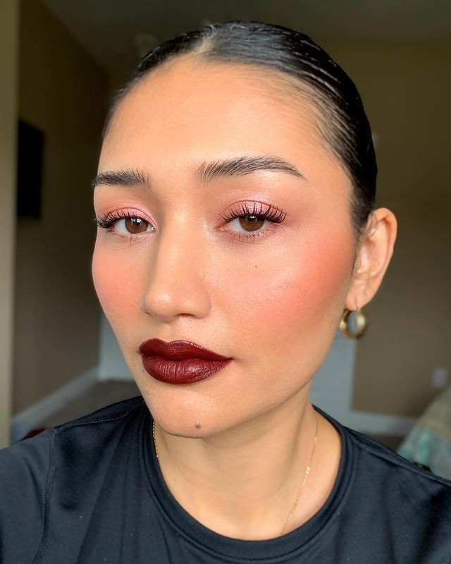 Maquiagem Boca Vinho