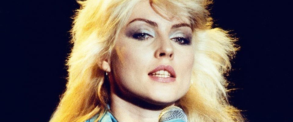 maquiagem e cabelo anos 70 para festa