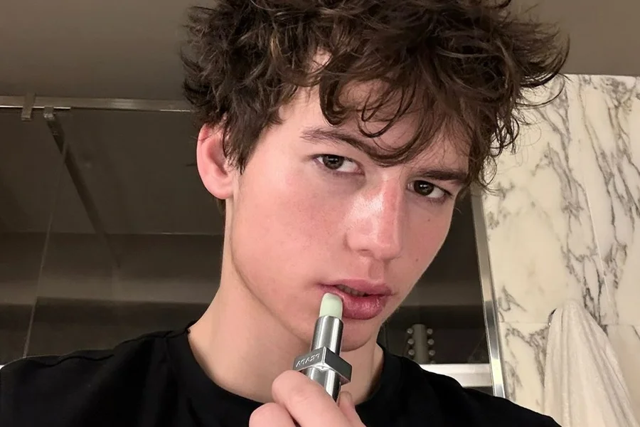 Maquiagem masculina sem base