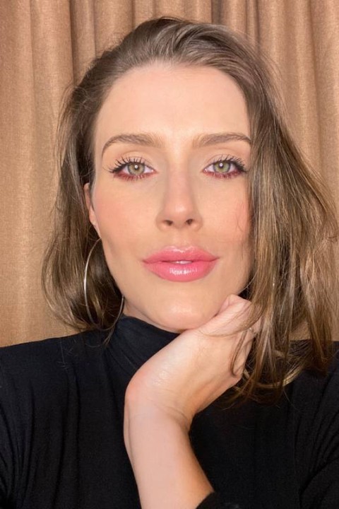 Os erros de maquiagem que você deve evitar em apresentações acadêmicas