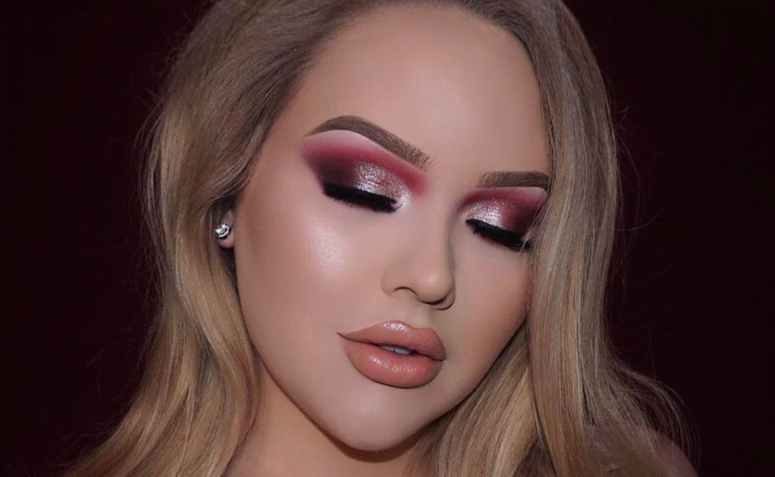 5 ideias de títulos:
1. Maquiagem para Olhos Separados: Guia Completo para Aproximar o Olhar
2. Truques de Sombra e Delineado para Olhos Afastados
3. Como Usar Iluminador em Olhos Separados sem Afastá-los Ainda Mais
4. Sobrancelhas e Cílios: Aliados Secretos para Olhos Separados
5. Erros Comuns na Maquiagem de Olhos Separados e Como Evitá-los