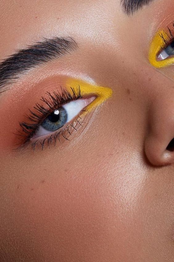 Maquiagem Para Usar Com Roupa Amarela