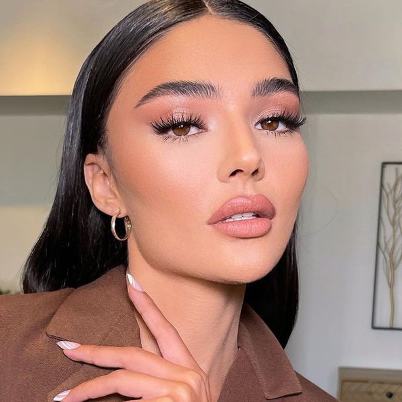 Guia Completo: Como Montar Seu Kit de Maquiagem Profissional