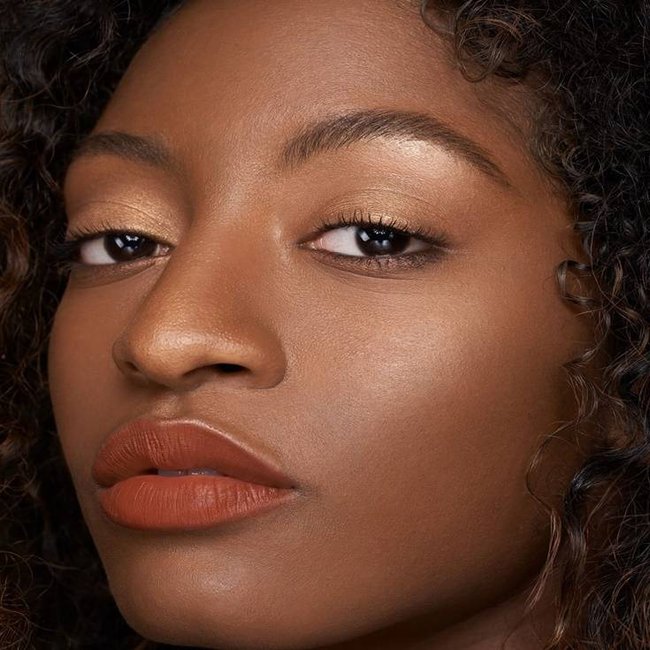 Guia Completo: Preparação da Pele para Maquiagem em 1 Minuto