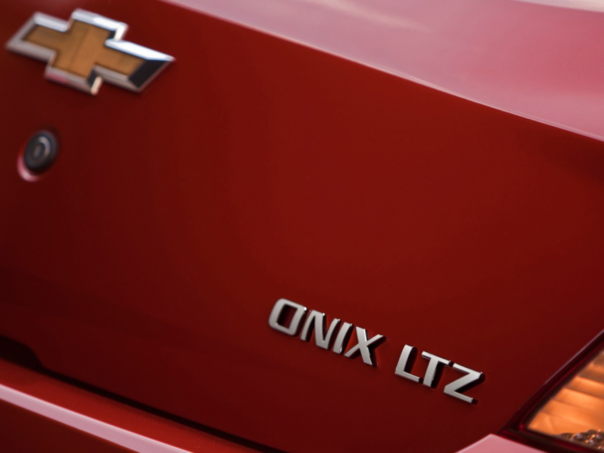 custo médio de carros de marcas com a letra z