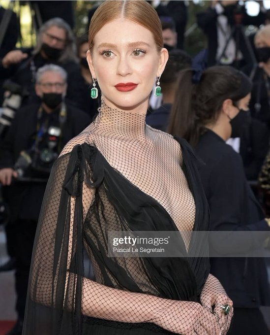 Perfis digitais com nome Valentino