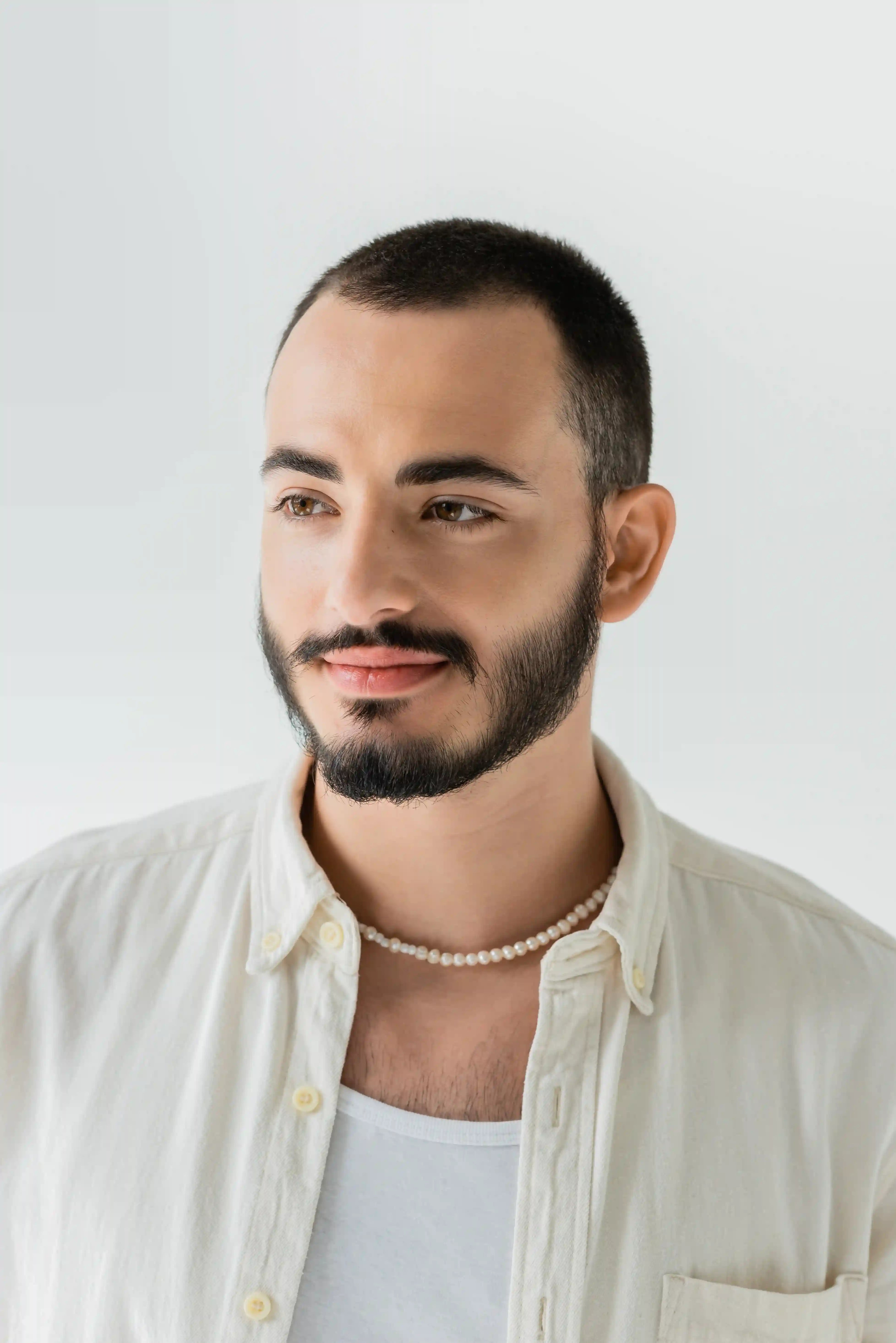 como evitar cabelo liso masculino chapado sem volume