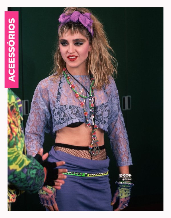 como não errar no look anos 80 feminino para festa