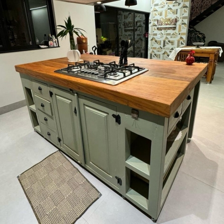 ilha de cozinha com bancada para refeição