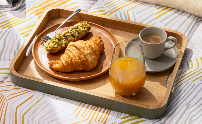 mesa posta café da manhã minimalista