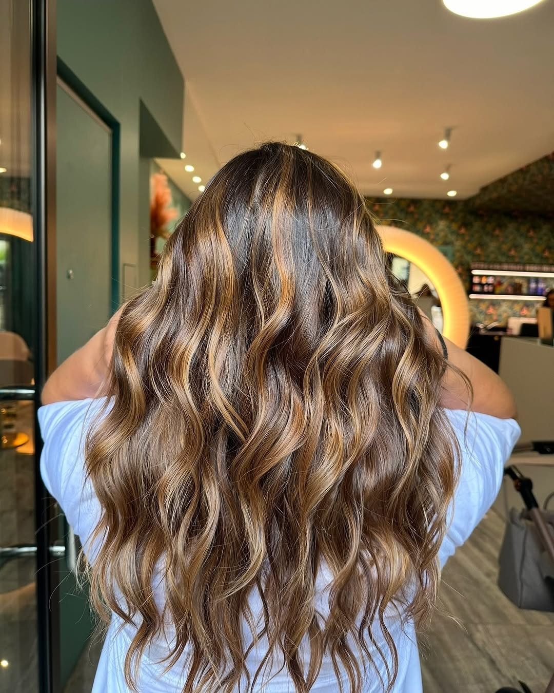 mocha mousse hair color
