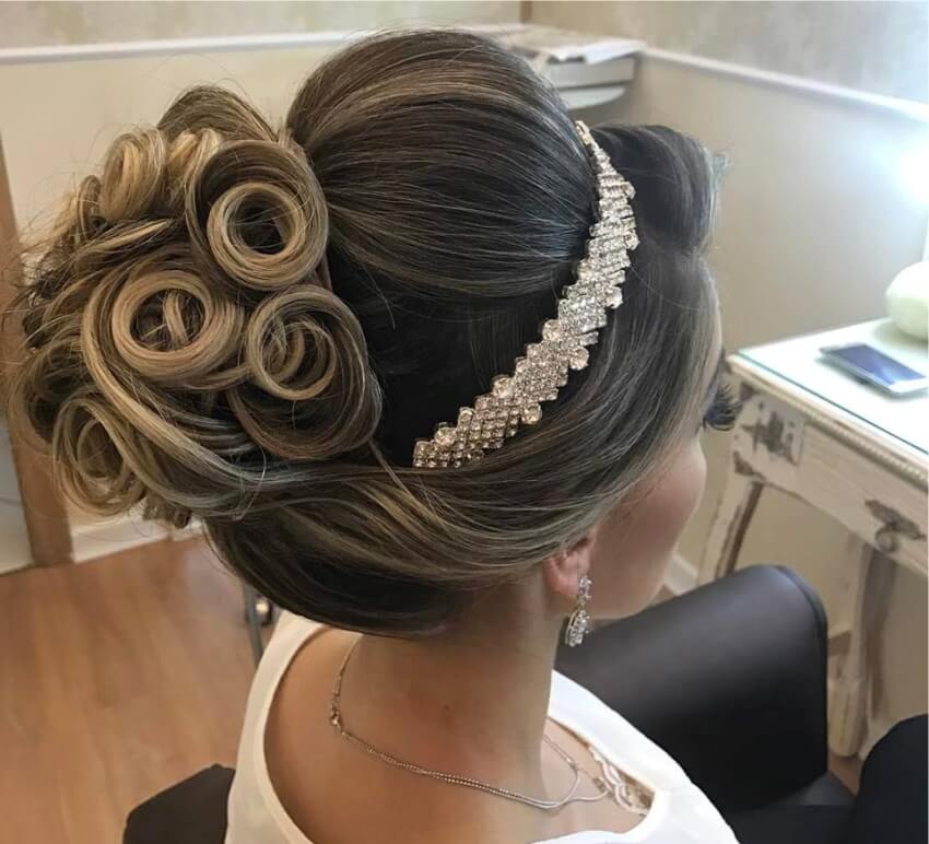 modelo de penteado para casamento civil