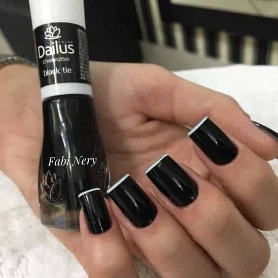 erros comuns ao fazer unha em gel preta