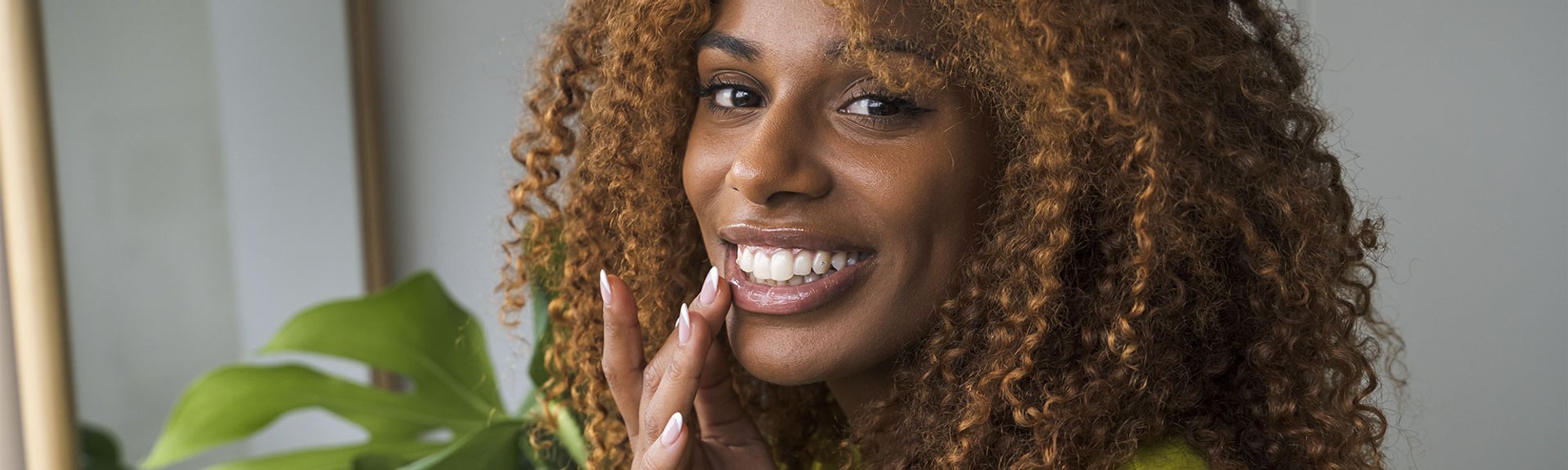 Morena Iluminada Cobre Cabelo Liso