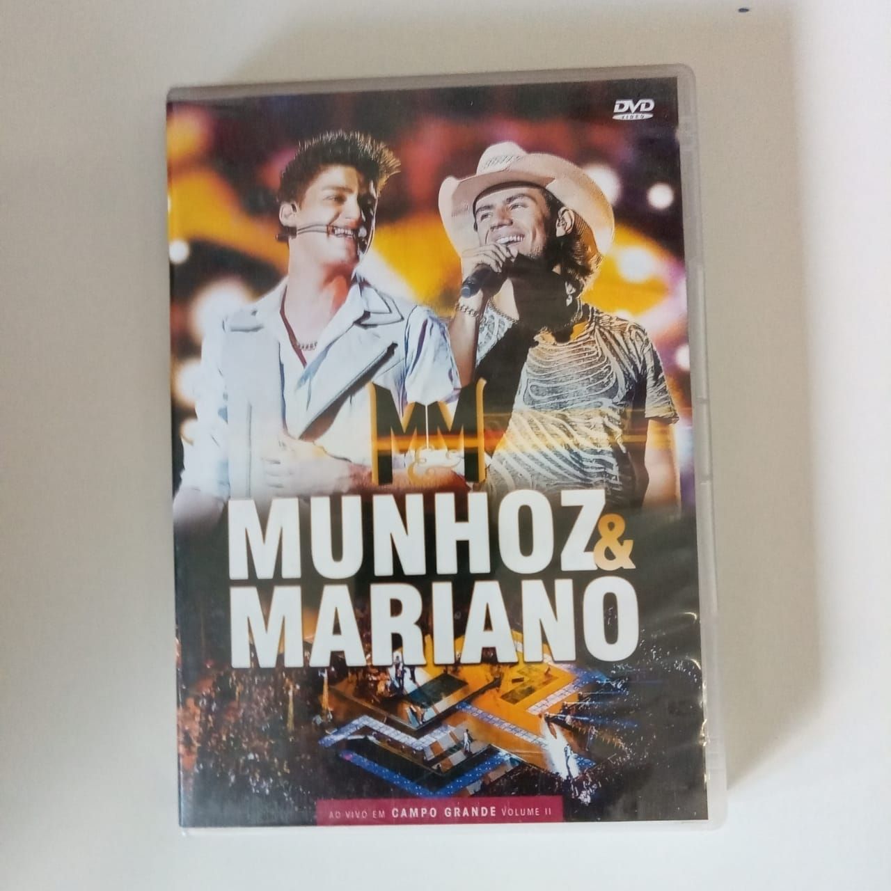 A Evolução da Dupla Munhoz & Mariano Através de Seus DVDs