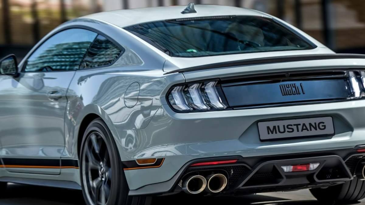 modelos de carros letra M