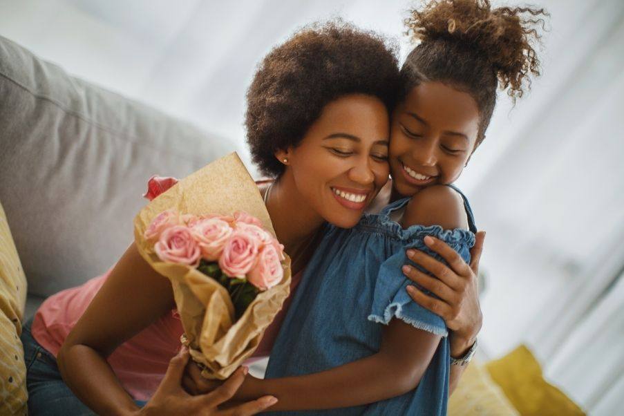 dia das mães vs. dia dos pais: qual movimenta mais o comércio?