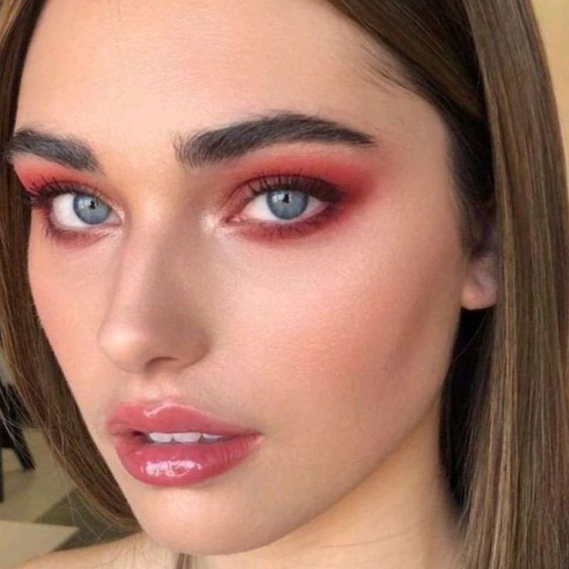 1. O que são olhos cor de amêndoa: Cor vs. Formato
2. Guia completo: Como identificar e realçar olhos amendoados
3. A raridade e beleza dos olhos cor de avelã
4. Técnicas de maquiagem para valorizar o formato amendoado
5. Olhos amendoados: Mitos e verdades sobre a cor e o formato