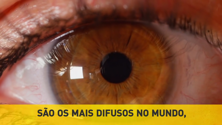 1. O que são olhos cor de amêndoa: Cor vs. Formato
2. Guia completo: Como identificar e realçar olhos amendoados
3. A raridade e beleza dos olhos cor de avelã
4. Técnicas de maquiagem para valorizar o formato amendoado
5. Olhos amendoados: Mitos e verdades sobre a cor e o formato