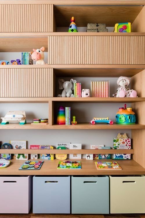 como organizar brinquedos em quarto pequeno